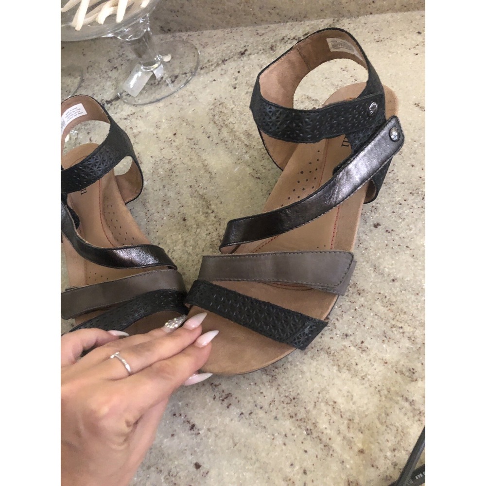 Cobb Hill Adele Black Gray Leather Comfort Sandal Heels Womens 9.5N Narrow - Picture 6 of 12